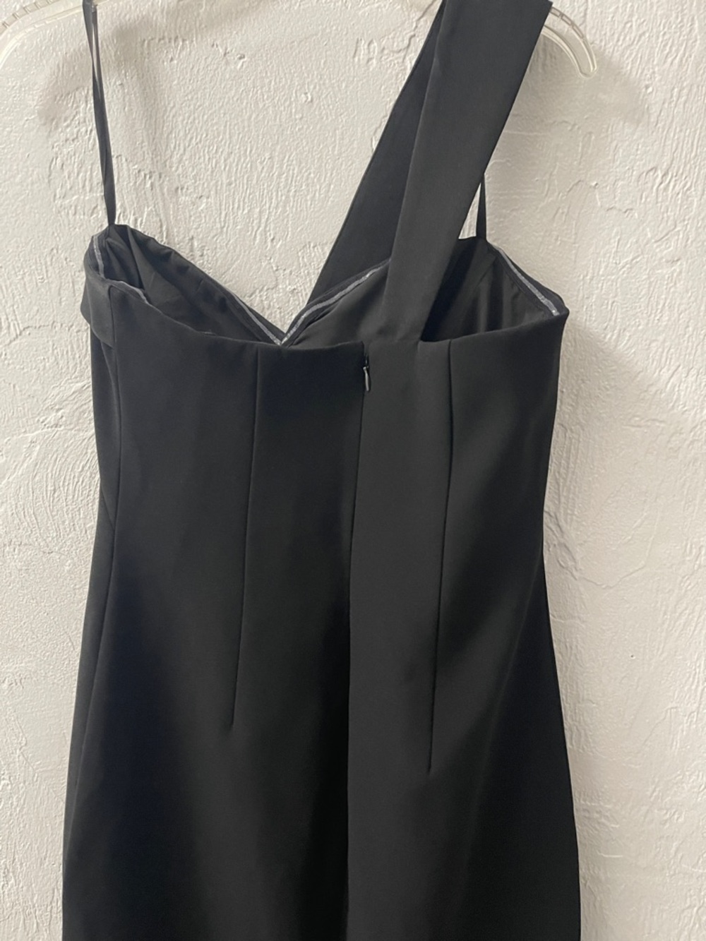 BCBGMaxAzria Black One-Shoulder Evening Dress, Size 2. - Picture 8 of 11